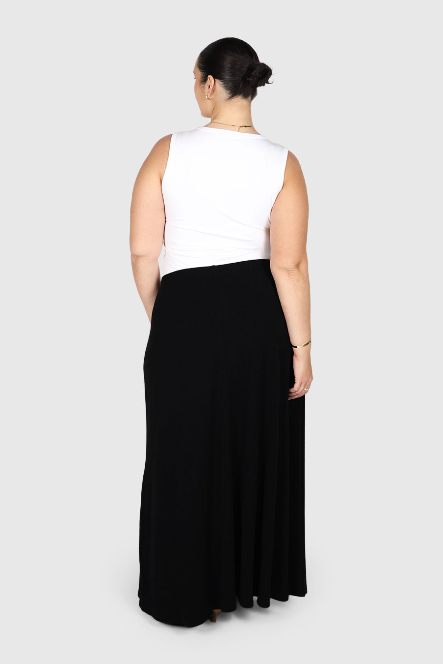 Nexa-Skirt-Black5