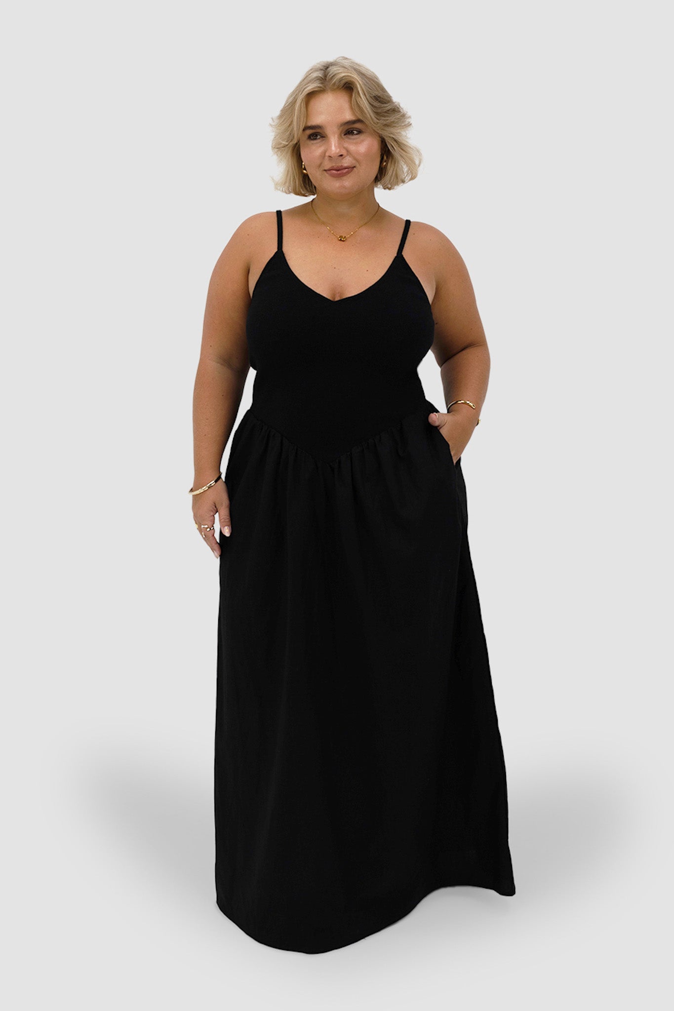 YARA DRESS BLACK