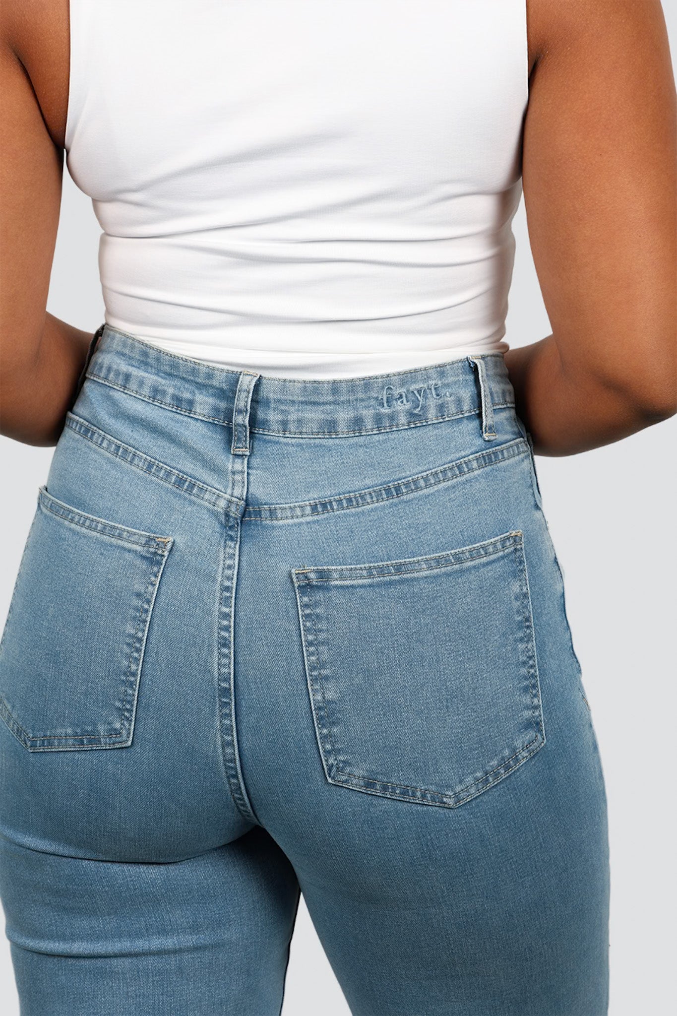 BILLY JEANS BLUE WASH TALL FIT - Fayt The Label