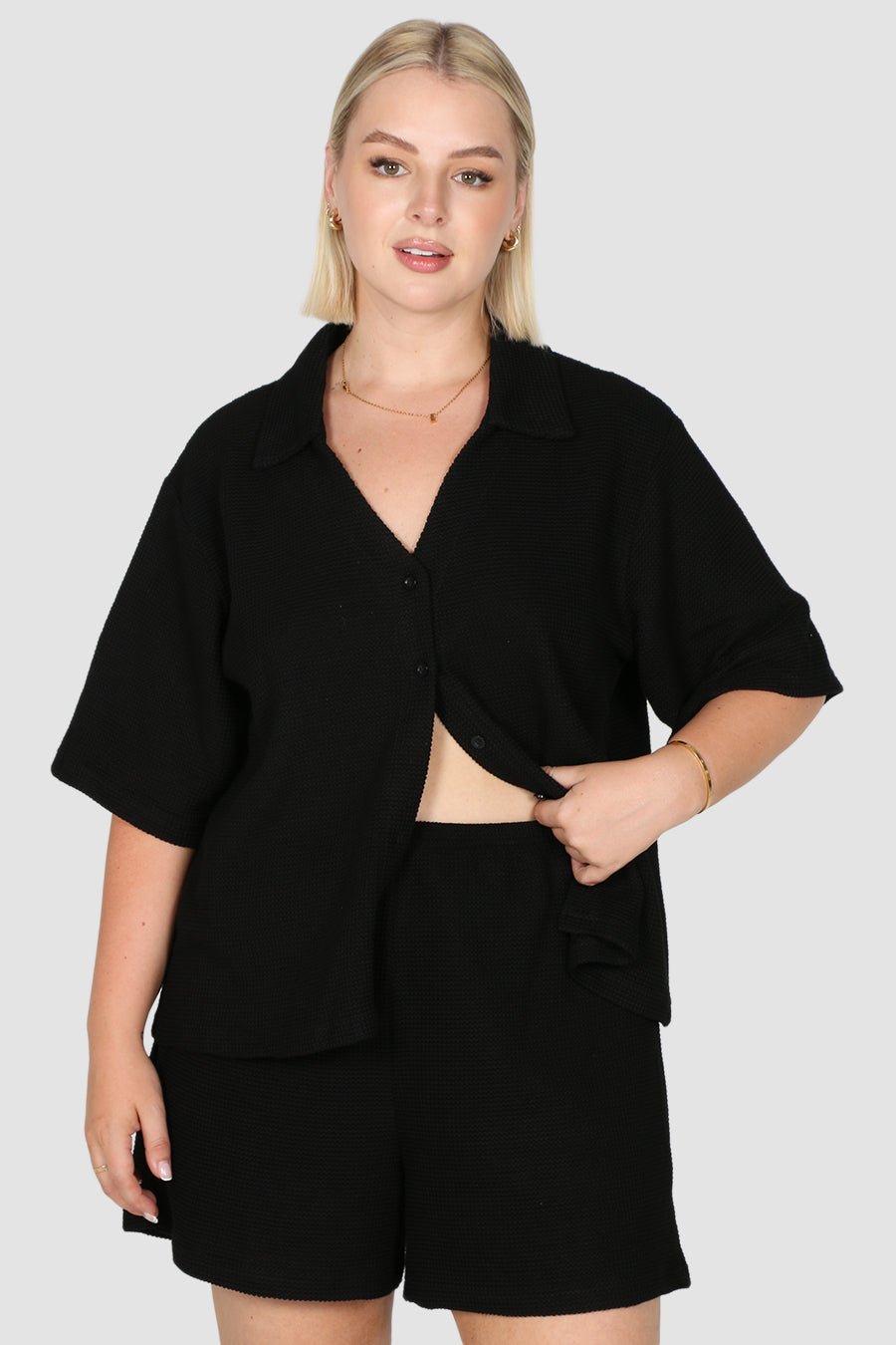 CAPRI WAFFLE SHORTS BLACK - Fayt The Label