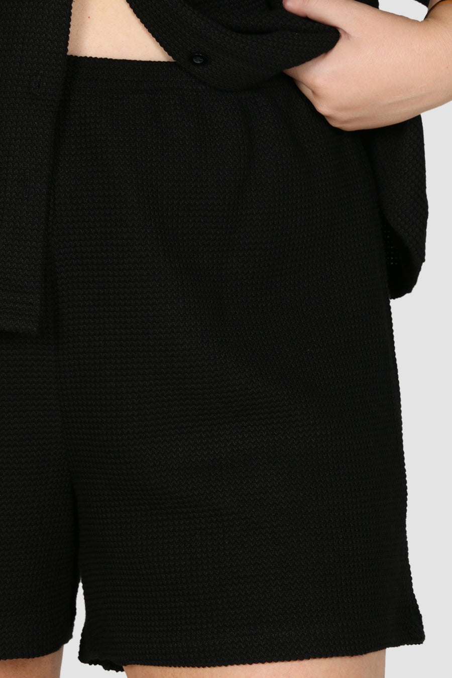 CAPRI WAFFLE SHORTS BLACK - Fayt The Label
