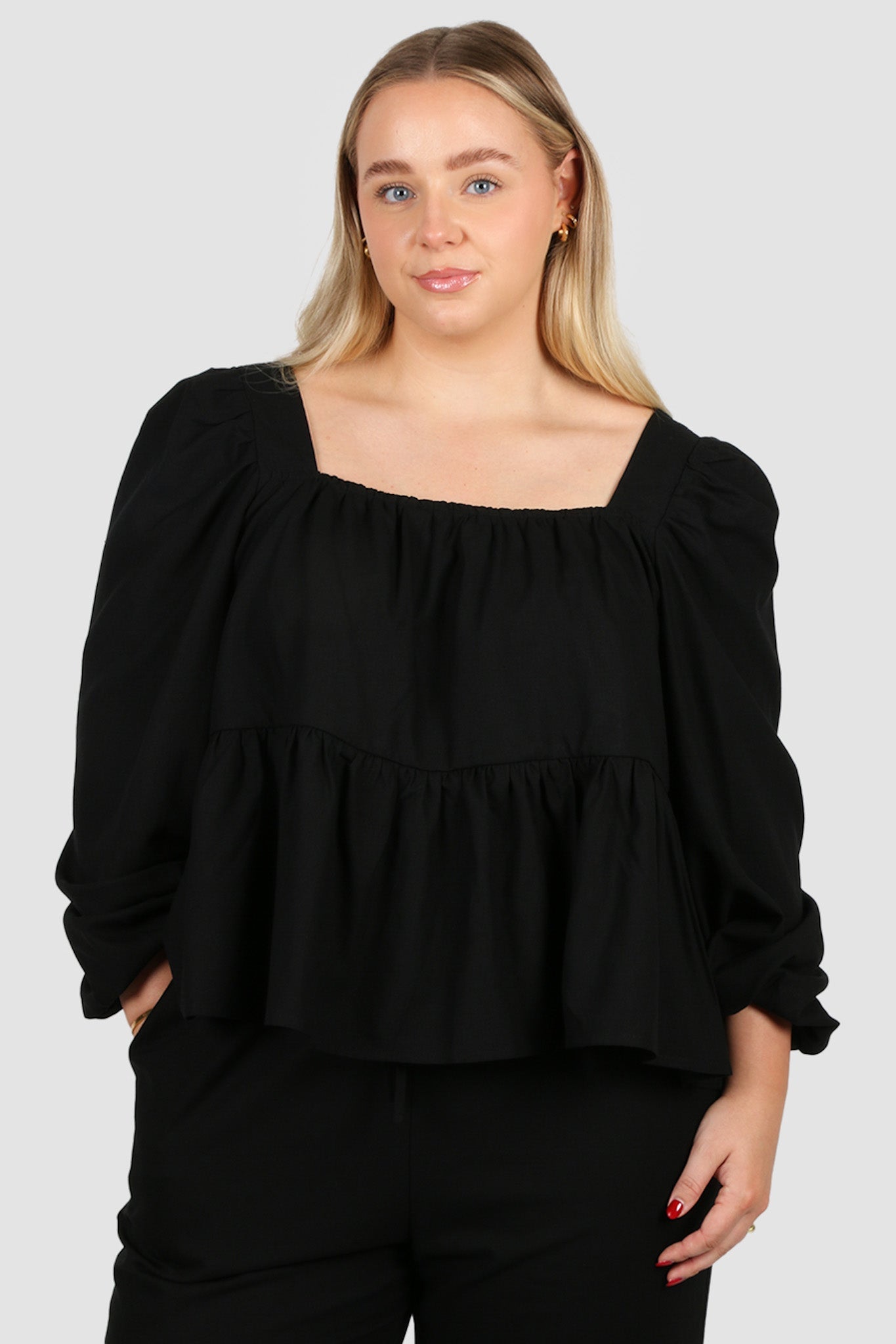ELARA TOP BLACK - Fayt The Label