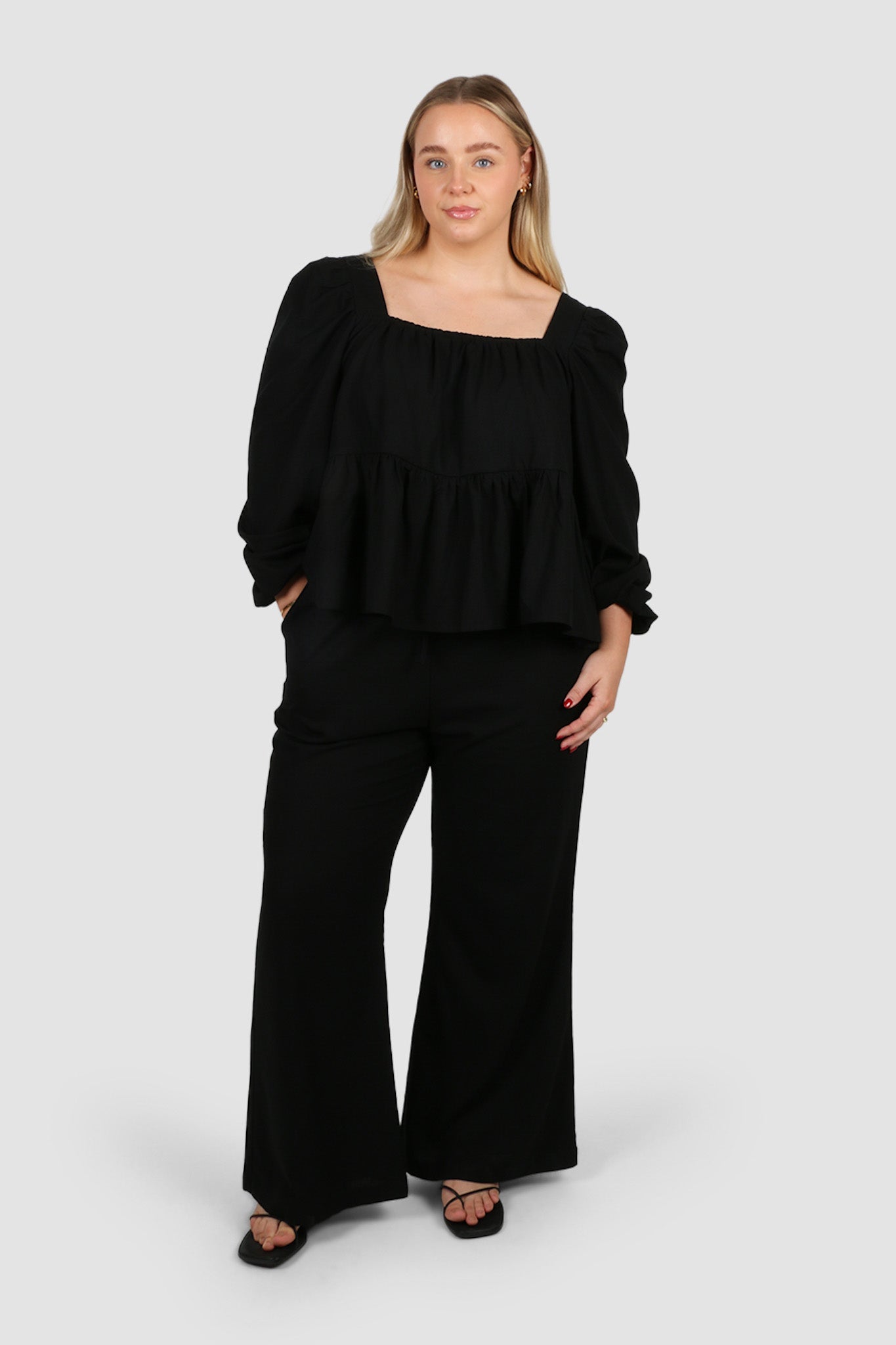 ELARA TOP BLACK - Fayt The Label