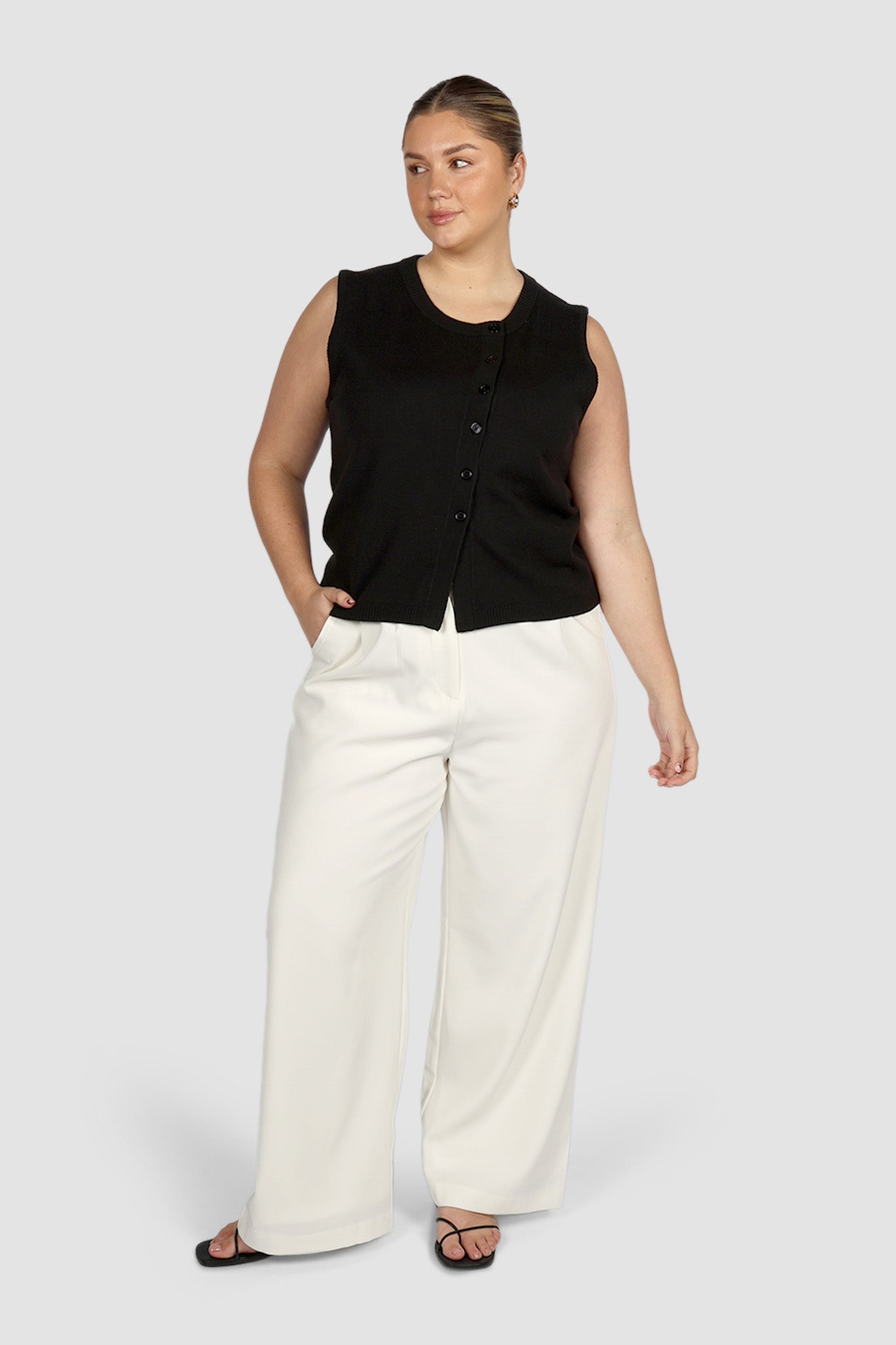 ESTI KNIT VEST BLACK - Fayt The Label