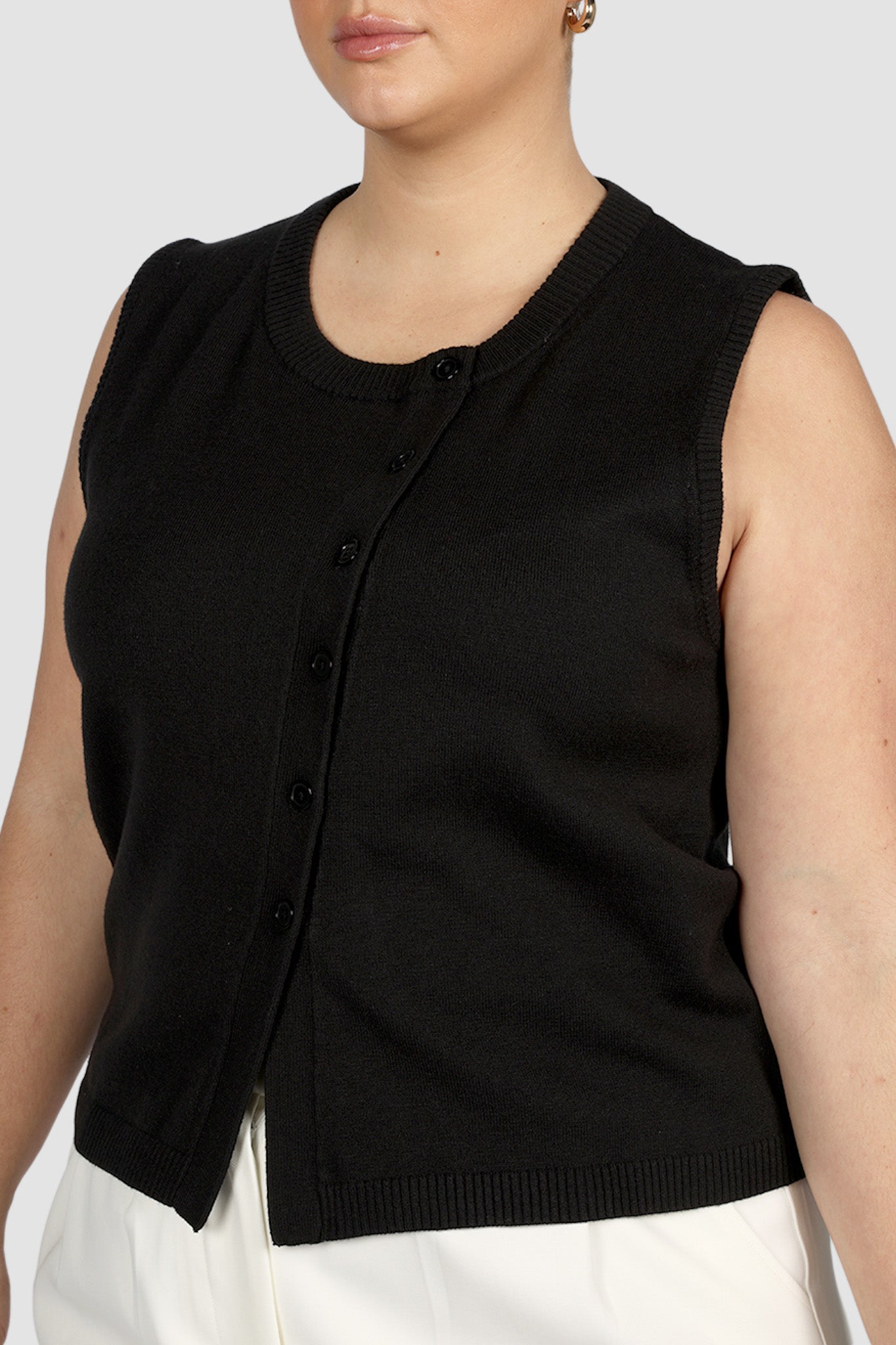 ESTI KNIT VEST BLACK - Fayt The Label