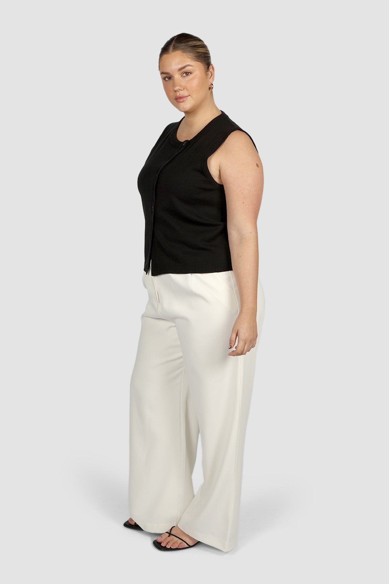 ESTI KNIT VEST BLACK - Fayt The Label