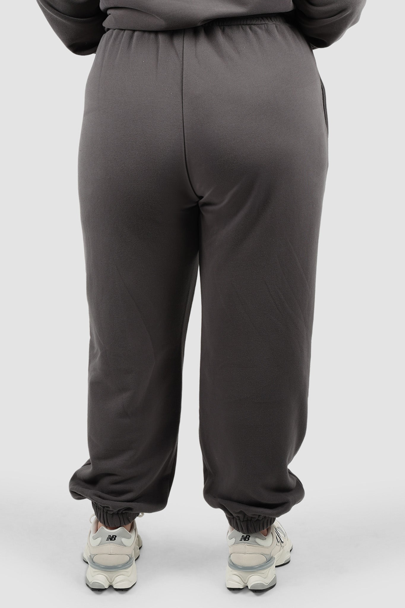 FAYT LOGO CUFF SWEATPANT CHARCOAL - Fayt The Label