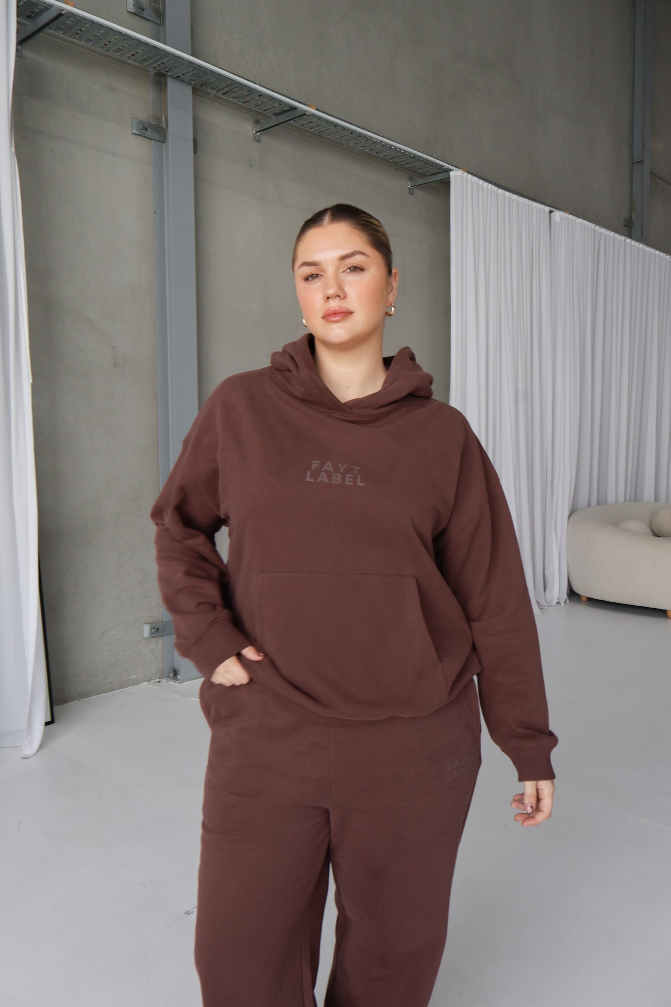 FAYT LOGO HOODIE CHOCOLATE - Fayt The Label