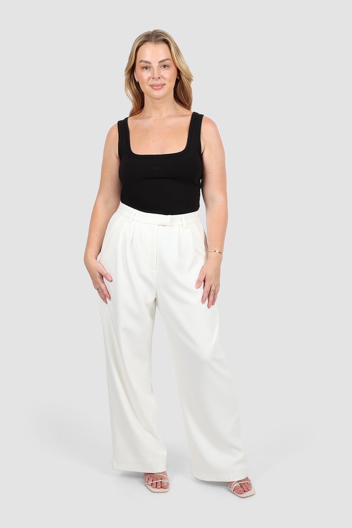 FAYT LOGO TANK BLACKOUT - Fayt The Label