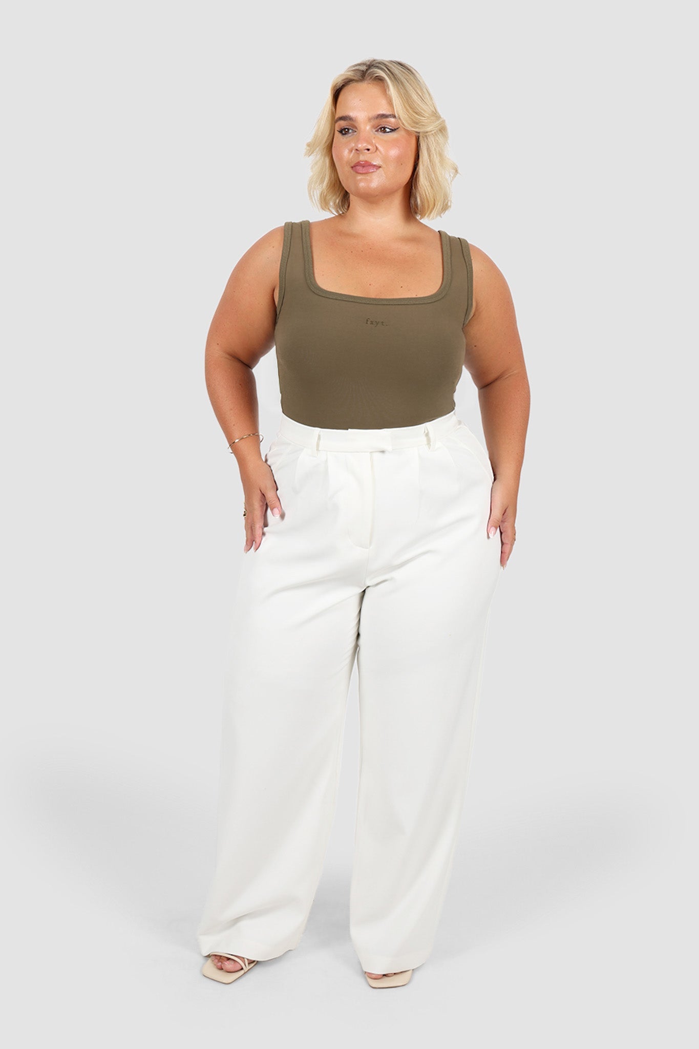 FAYT LOGO TANK OLIVE - Fayt The Label
