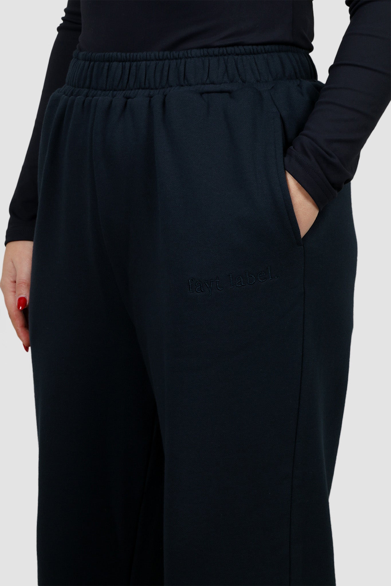 FLARE SWEATPANT MIDNIGHT - Fayt The Label