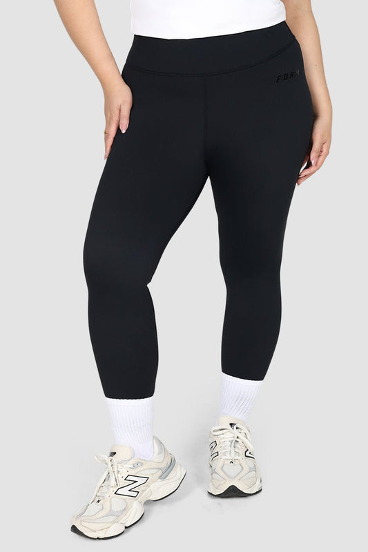 FORM BASE TIGHT 7/8 BLACKOUT - Fayt The Label