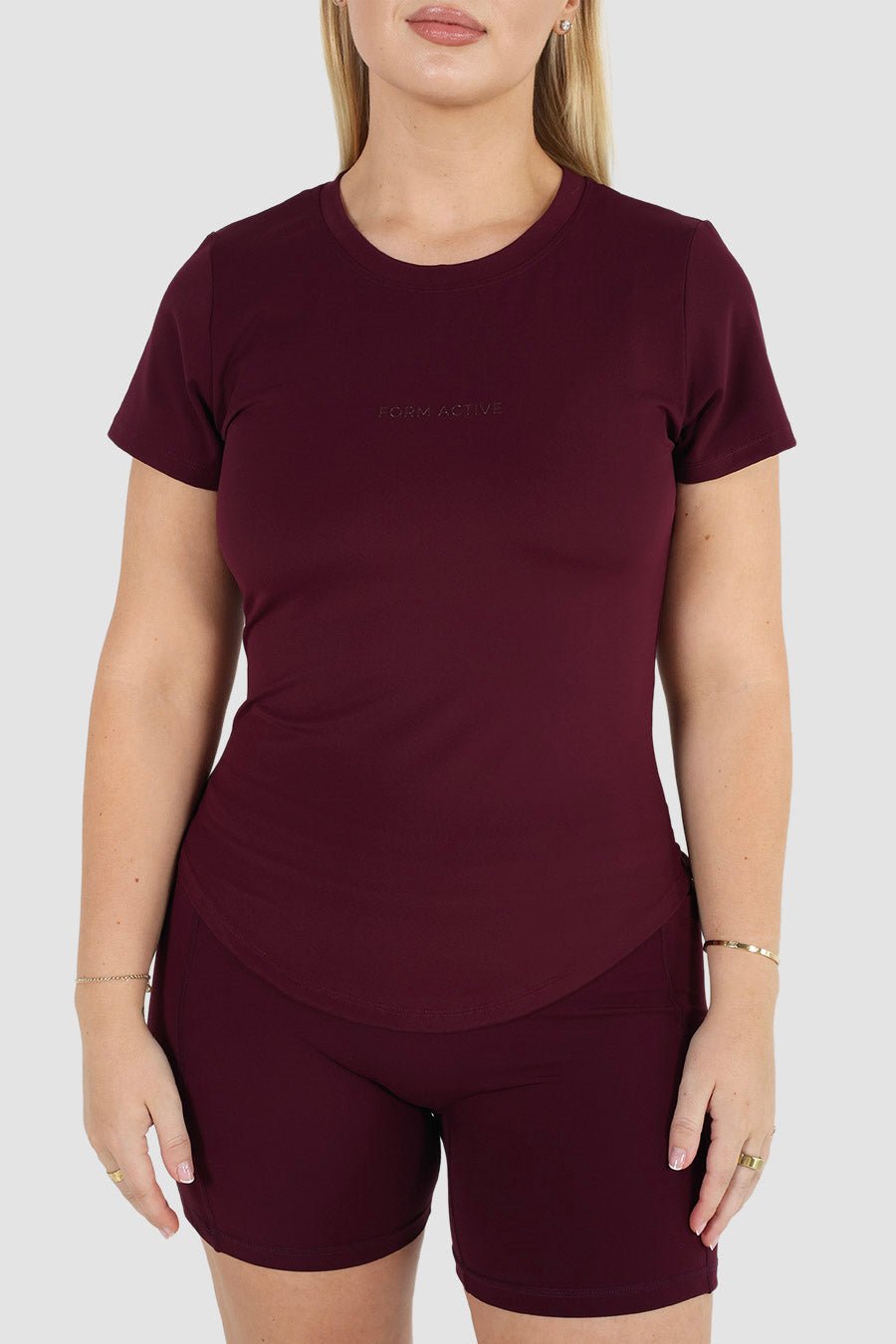 FORM FLOW POCKET SHORT PLUM - Fayt The Label