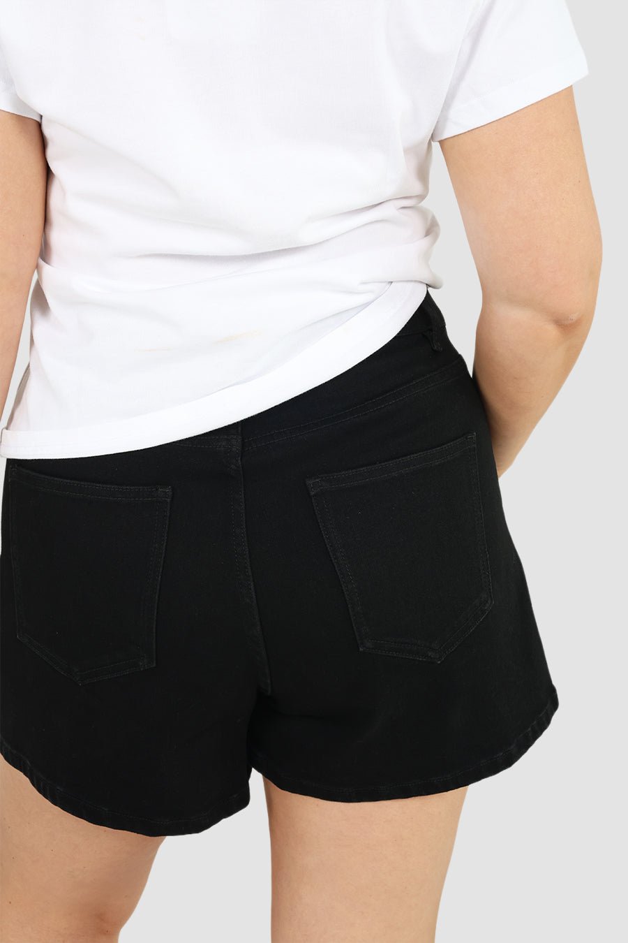 GREER DENIM SHORT BLACK - Fayt The Label