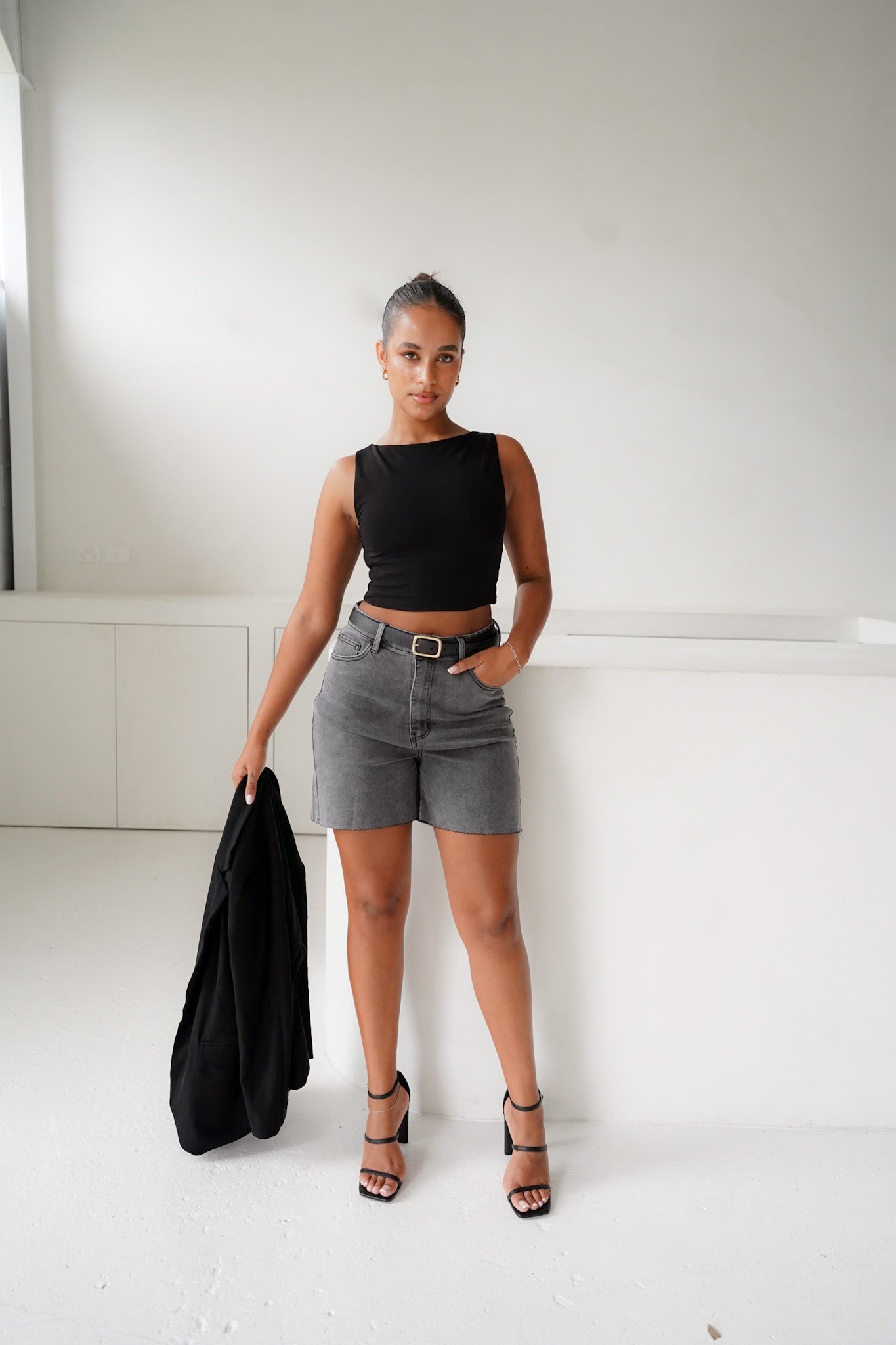 JAGGER DENIM SHORT GREY WASH - Fayt The Label