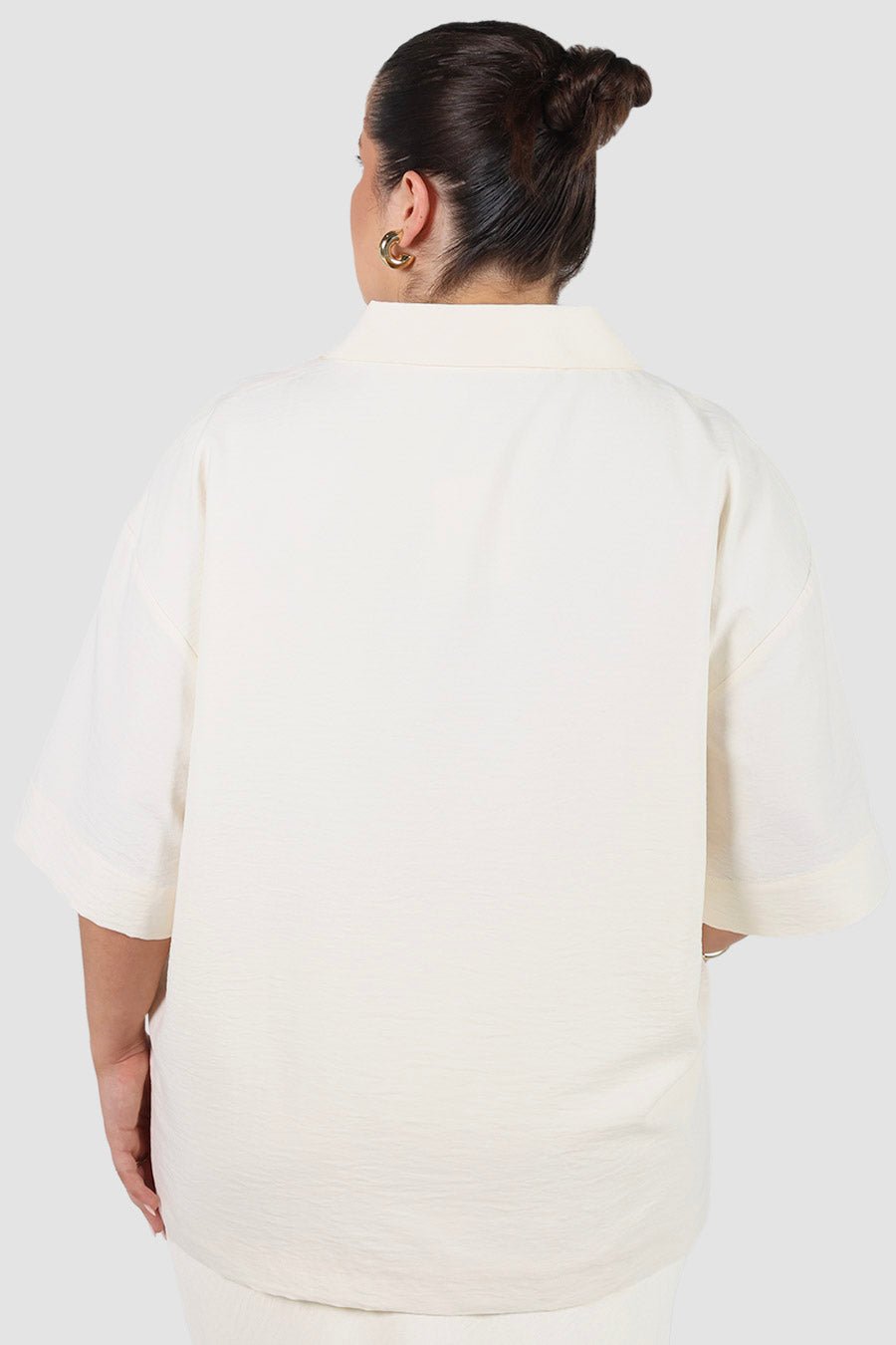 JUNIE OVERSIZED SHIRT BUTTERCREAM - Fayt The Label