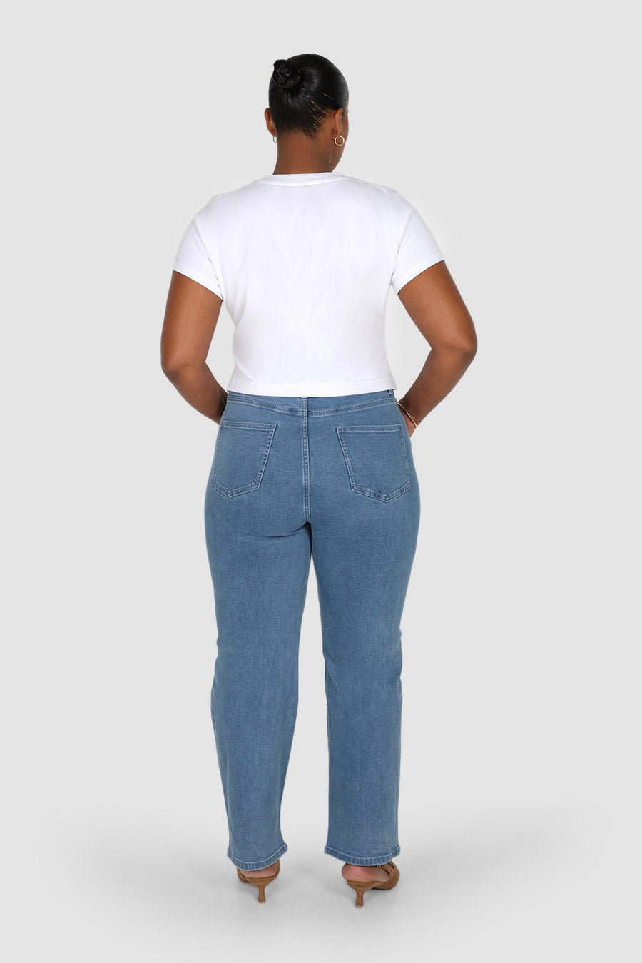 LARSEN JEAN BLUE WASH - Fayt The Label