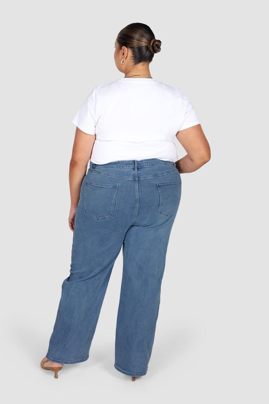 LARSEN JEAN BLUE WASH - Fayt The Label