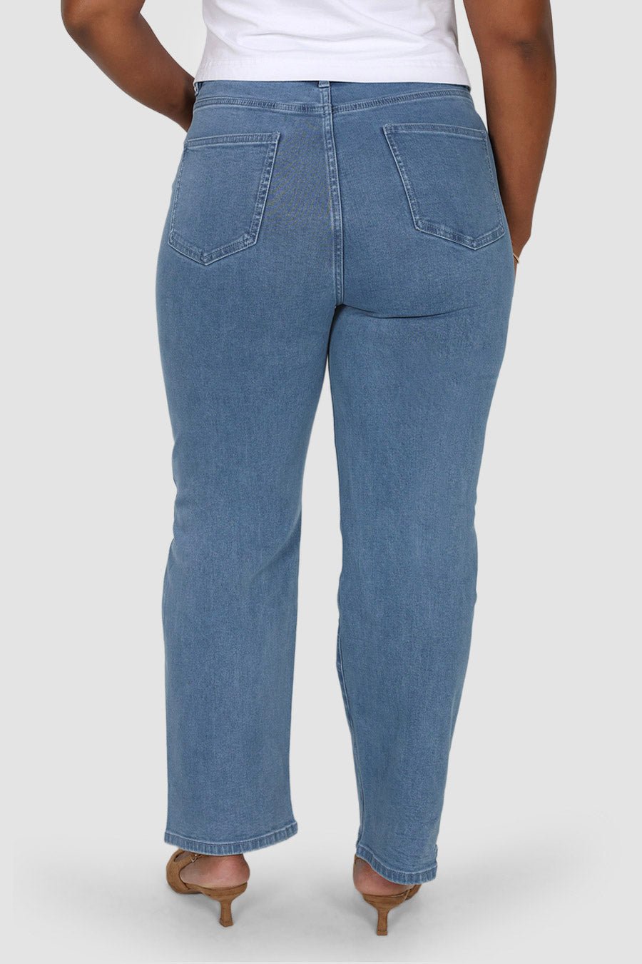 LARSEN JEAN BLUE WASH - Fayt The Label