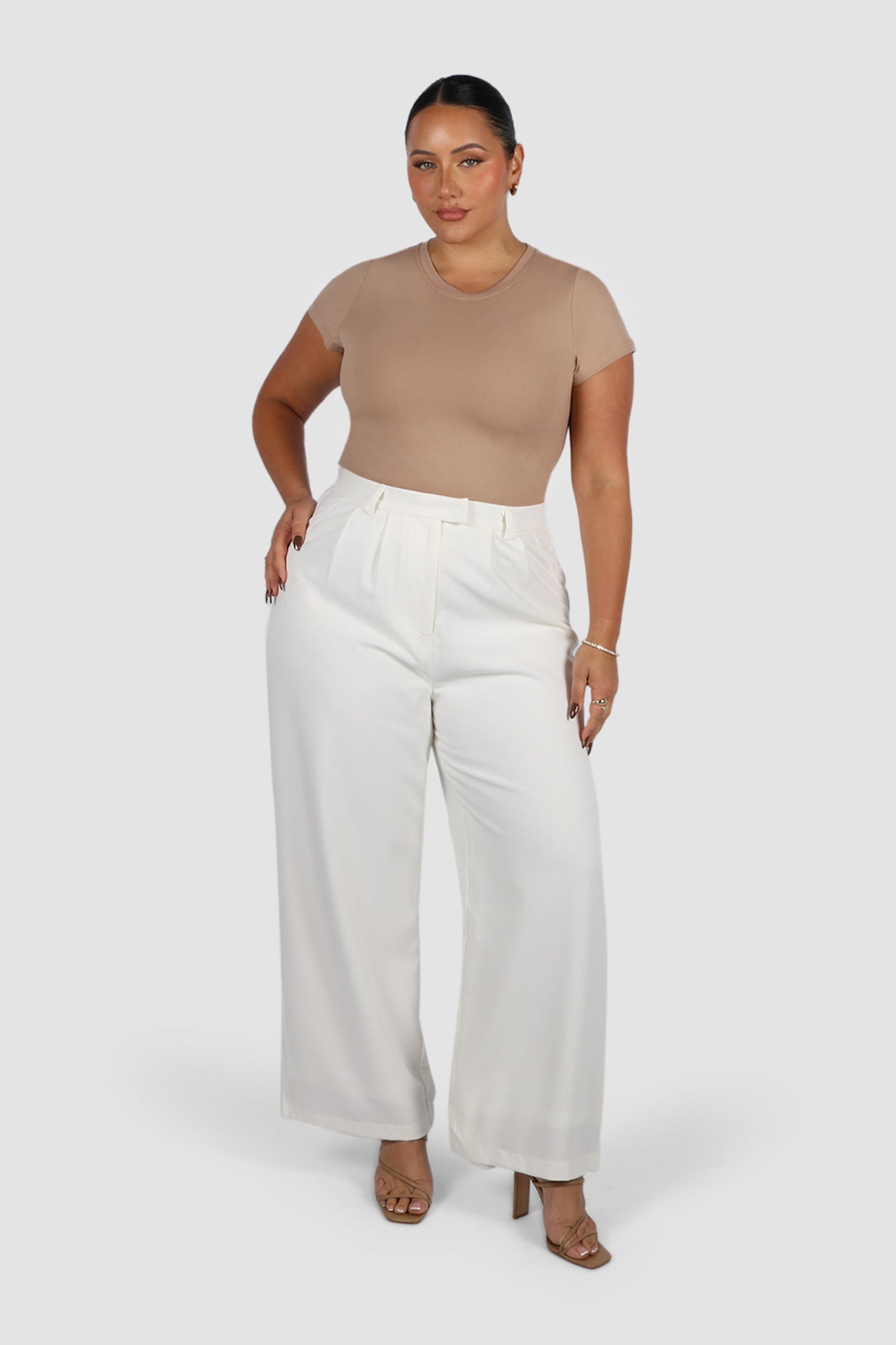 LIGHT BUTTERY TEE NEUTRAL - Fayt The Label