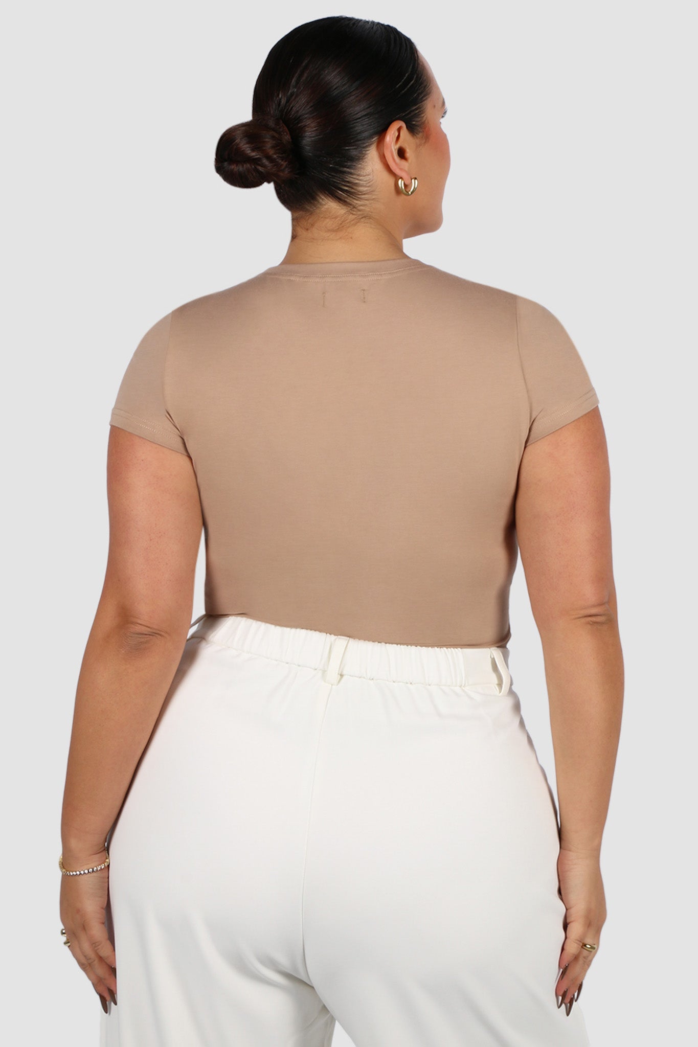 LIGHT BUTTERY TEE NEUTRAL - Fayt The Label