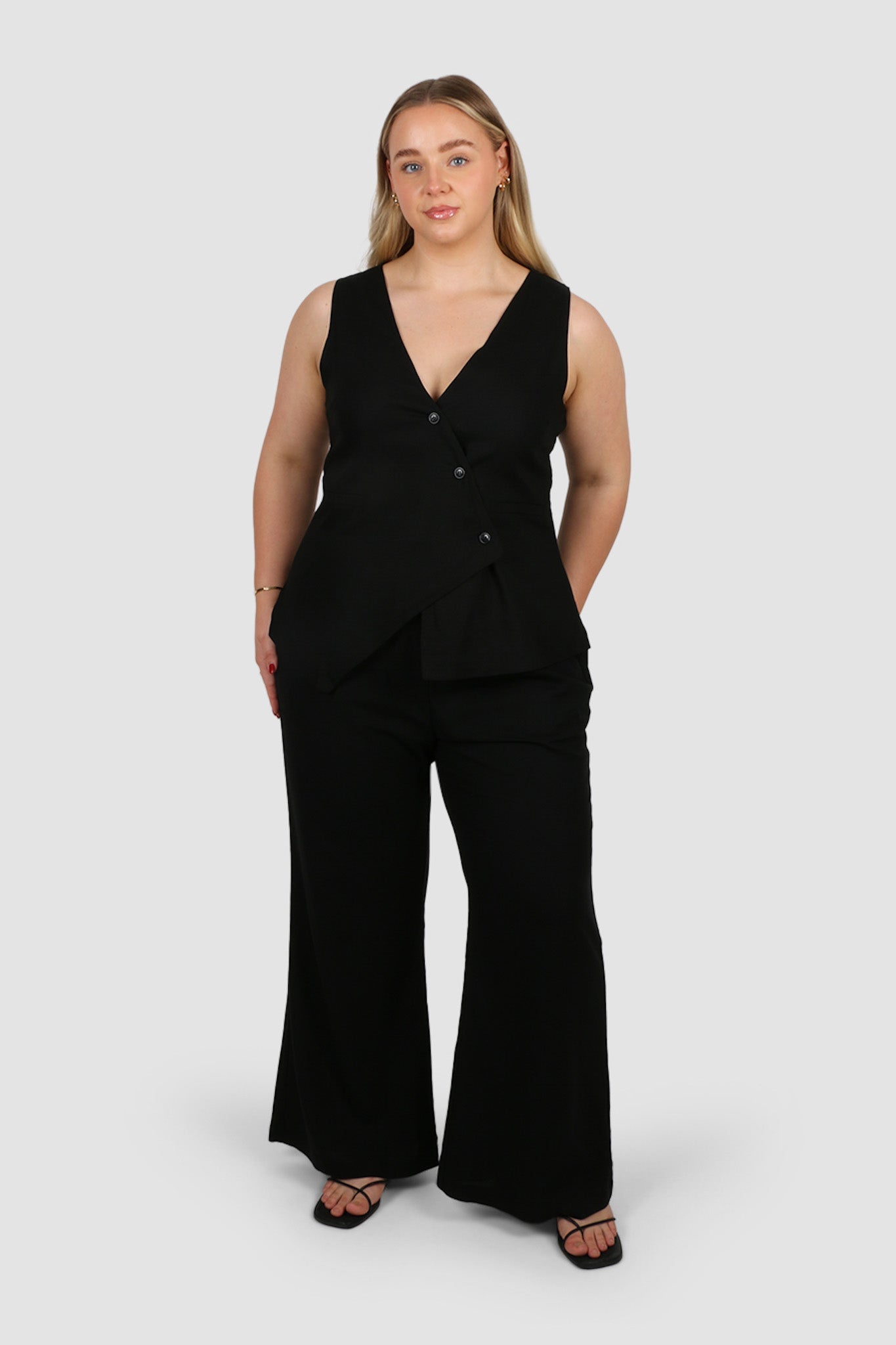 NIXIE TOP BLACK - Fayt The Label