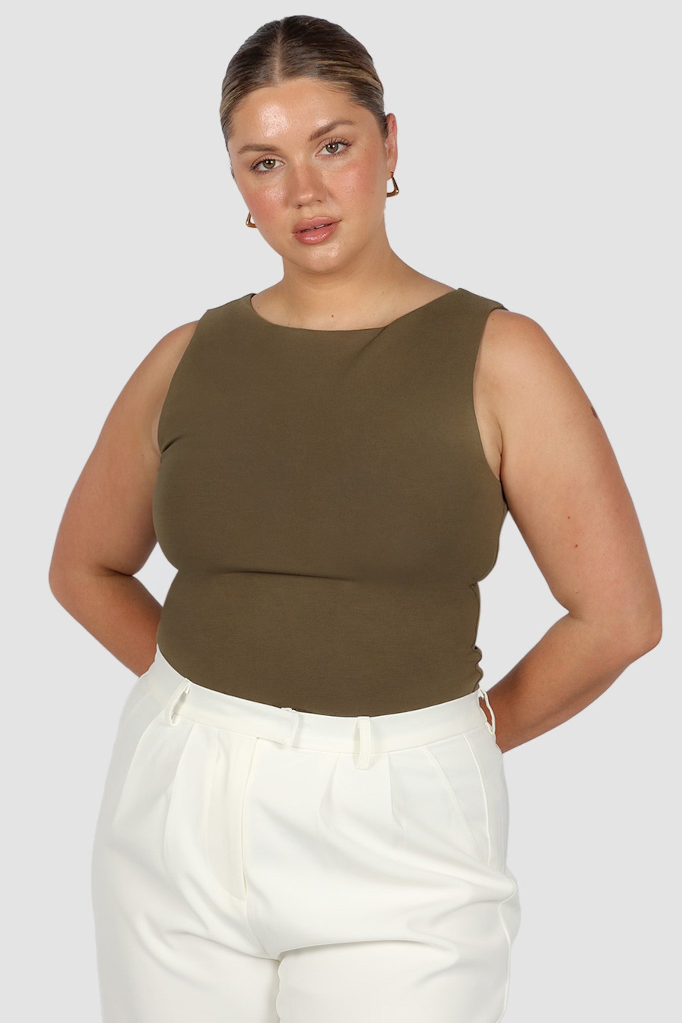 NOLA TOP OLIVE - Fayt The Label