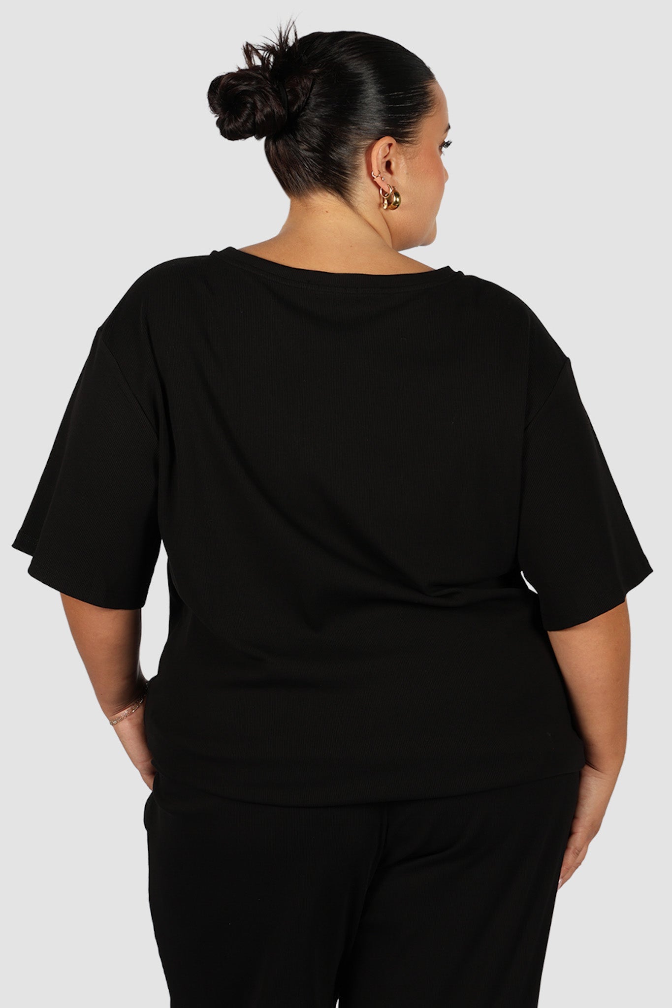 NOLYN RIB TEE BLACK - Fayt The Label