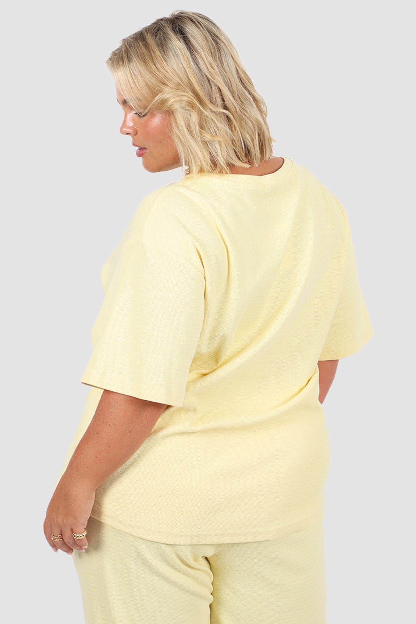 NOLYN TEE SOFT YELLOW - Fayt The Label