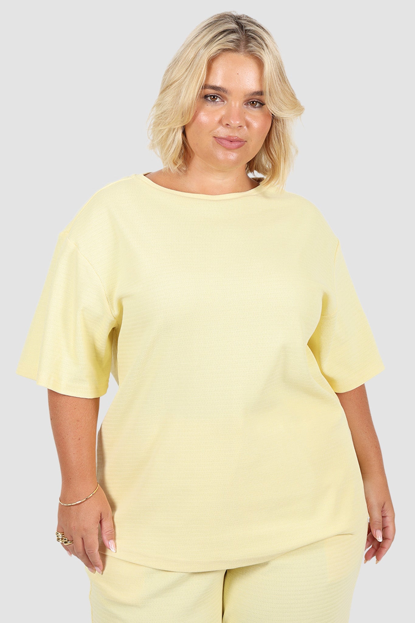 NOLYN TEE SOFT YELLOW - Fayt The Label