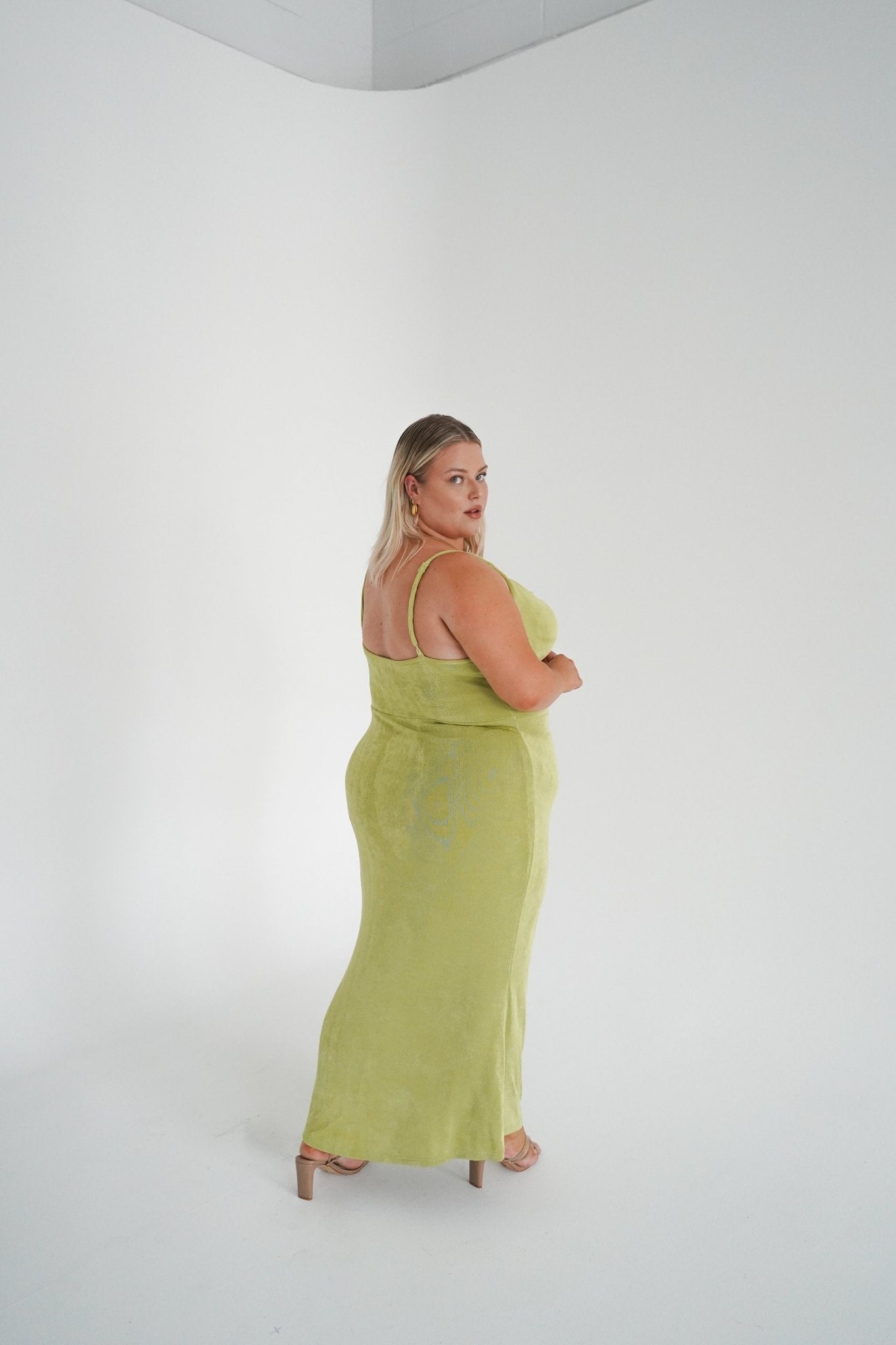 PERI DRESS APPLE - Fayt The Label