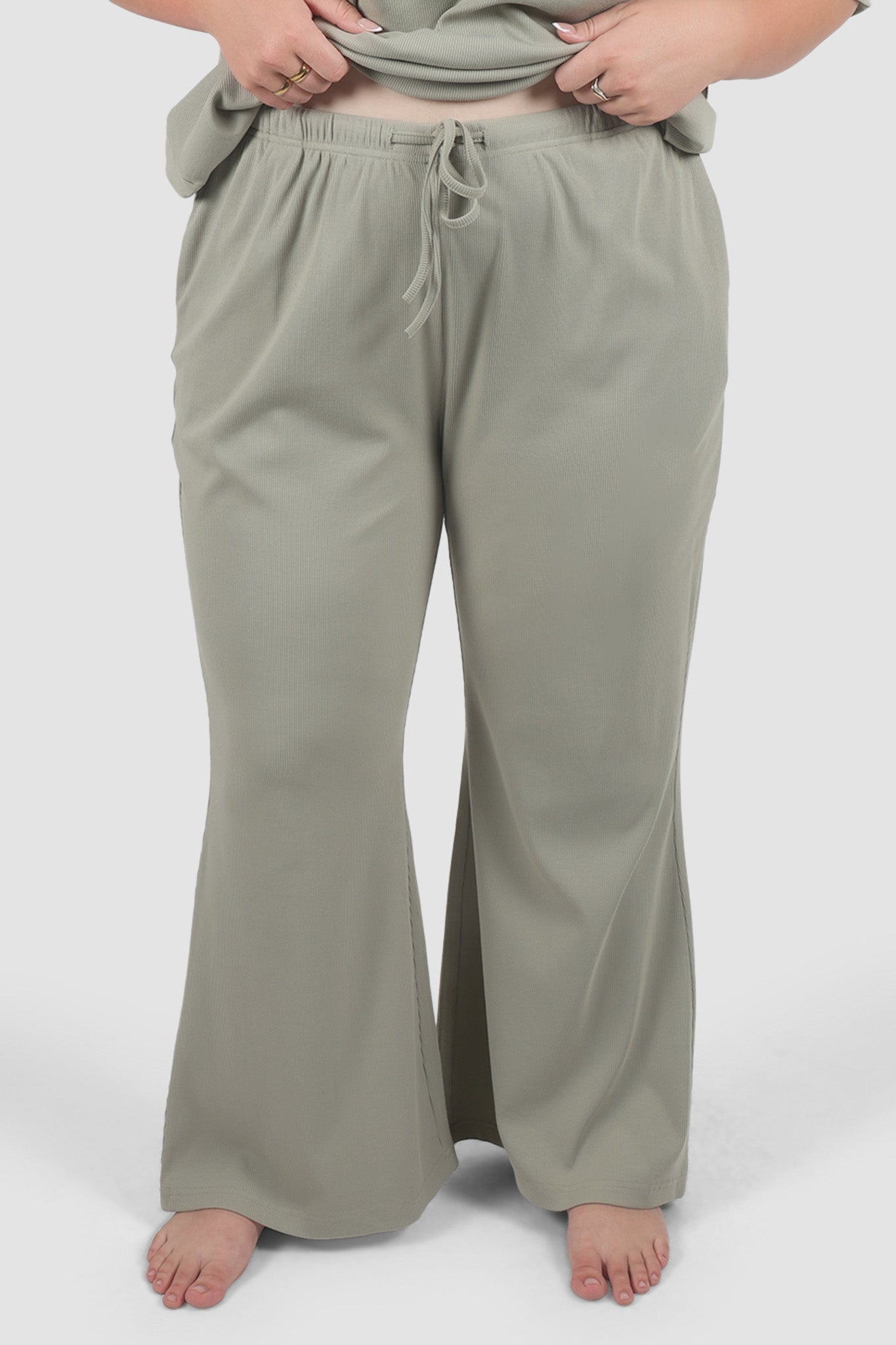 RAYLN RIB PANTS SAGE - Fayt The Label