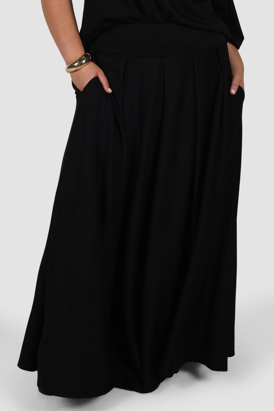 REIGN SKIRT BLACK - Fayt The Label