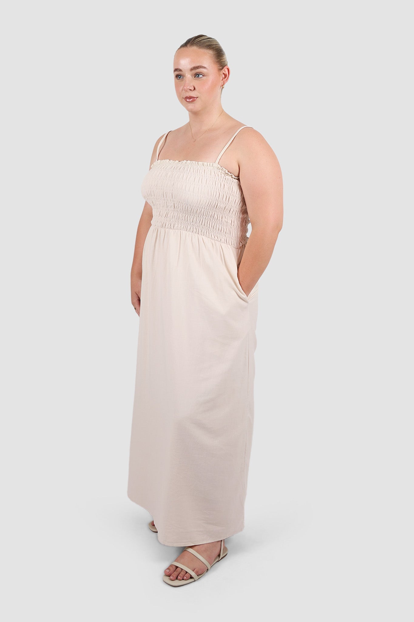 RILORA DRESS NEUTRAL - Fayt The Label