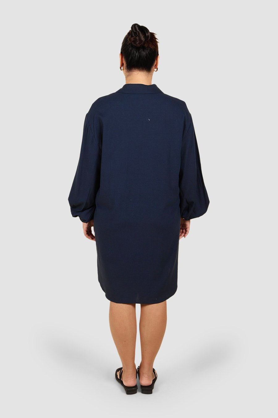 RORAN BUTTON DRESS NAVY - Fayt The Label