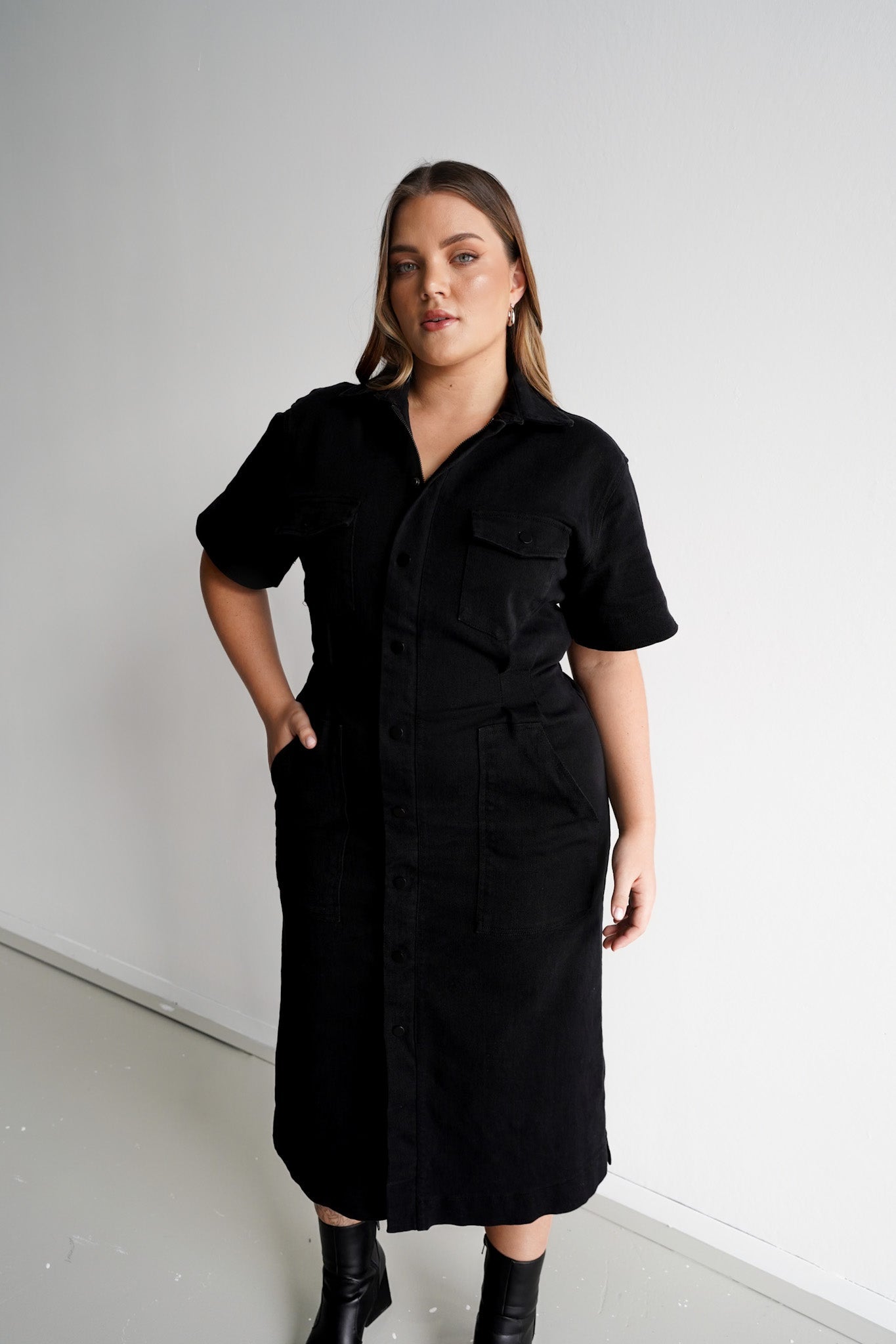 SAVEIRA DENIM MIDI DRESS BLACKOUT - Fayt The Label