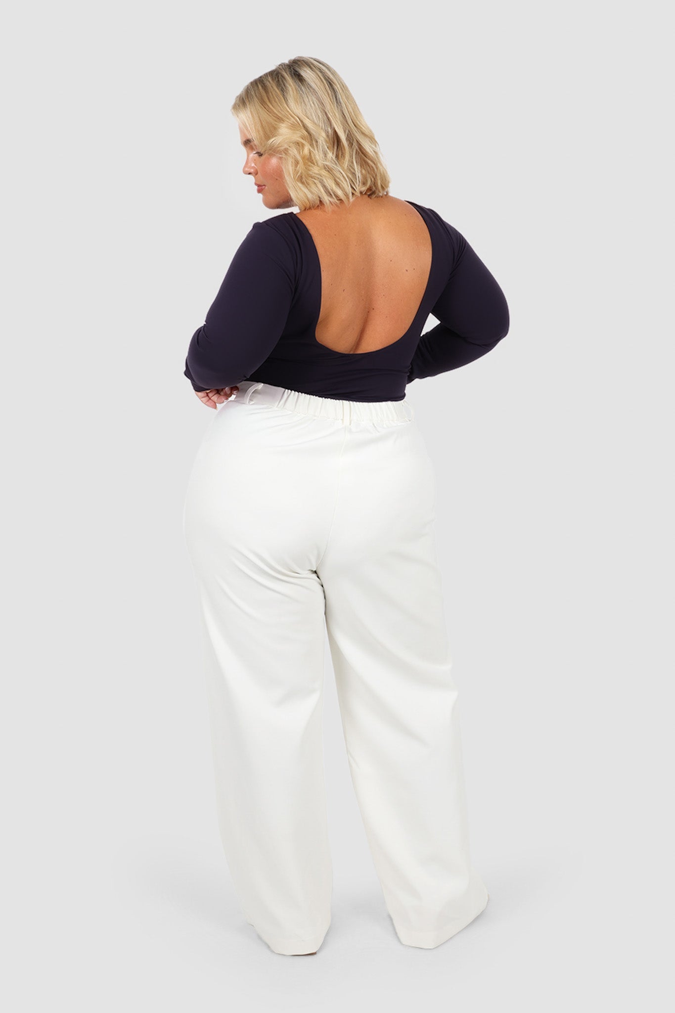 SCOOP BACK BODYSUIT NAVY - Fayt The Label