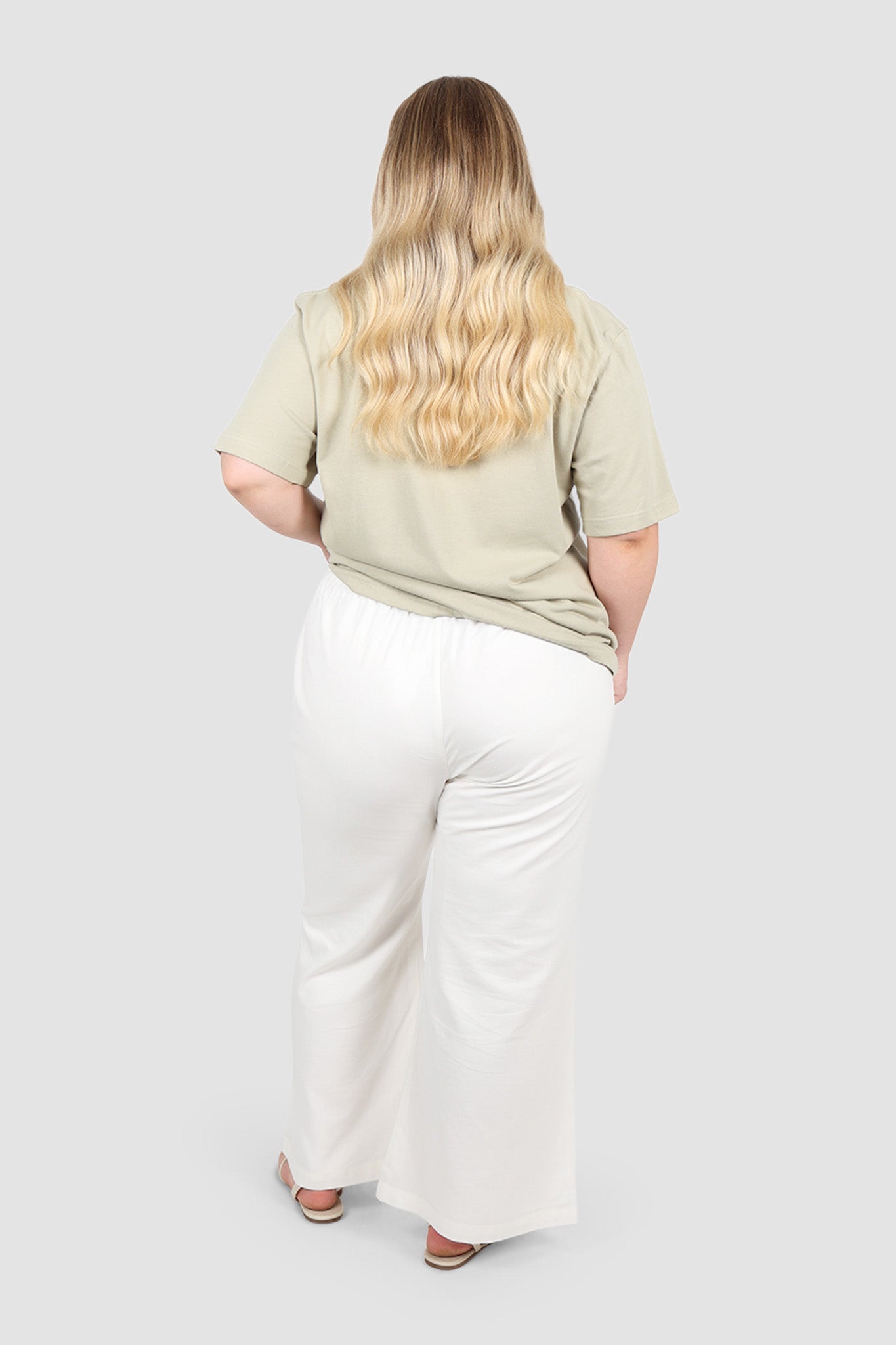 SIGNATURE TEE SOFT SAGE - Fayt The Label