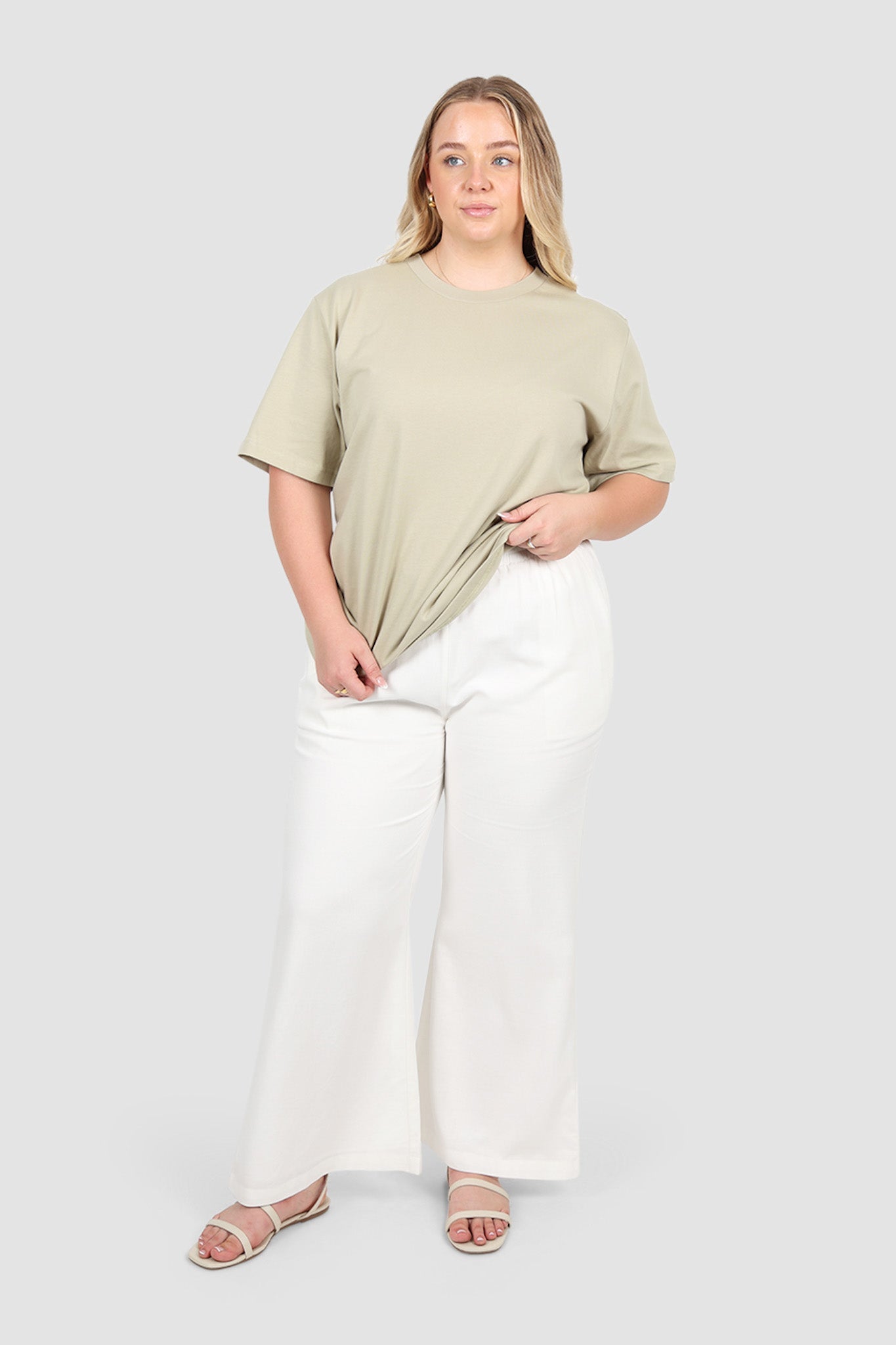 SIGNATURE TEE SOFT SAGE - Fayt The Label