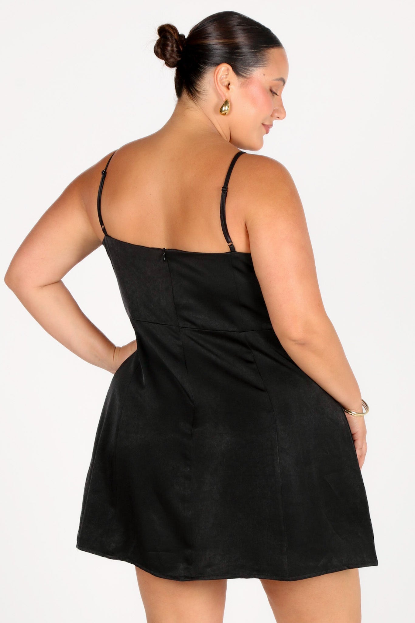 SOFIA SILKY SLIP MINI DRESS BLACK – Fayt The Label