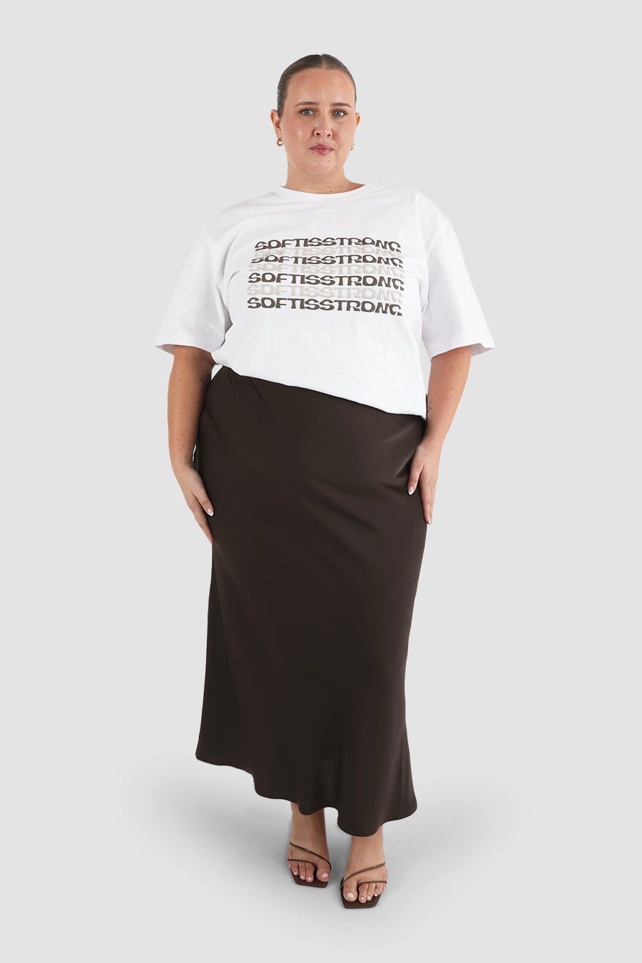 SOFT IS STRONG SIGNATURE TEE WHITE - Fayt The Label