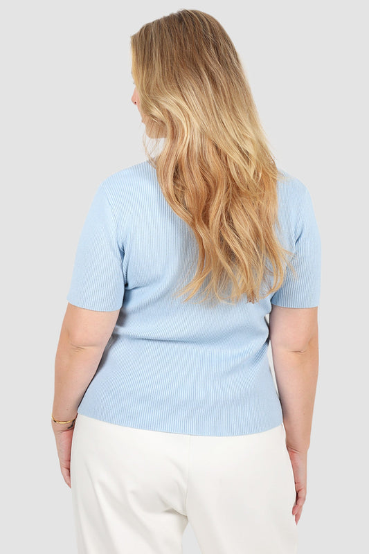 WREN S/S KNIT TOP SOFT BLUE - Fayt The Label