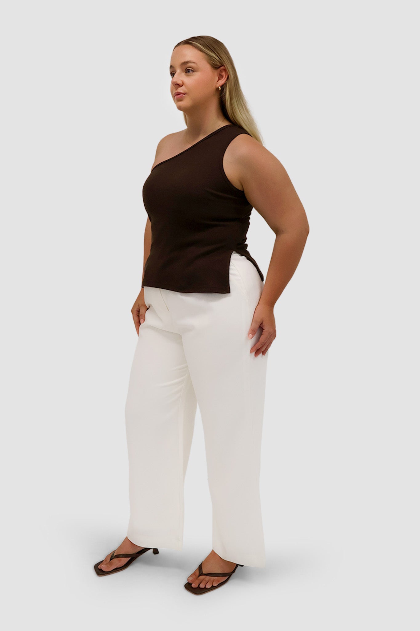 XANTIA KNIT TOP CHOCOLATE - Fayt The Label