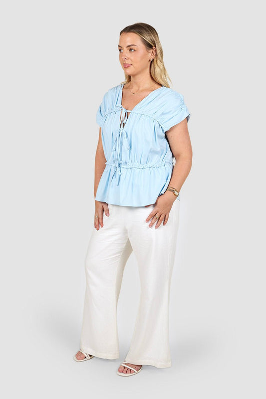 ZADIE TOP SOFT BLUE - Fayt The Label